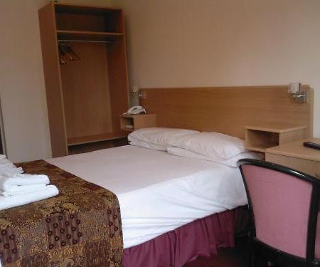 Heath Lodge Hotel Nr Nec Bickenhill Kamer foto